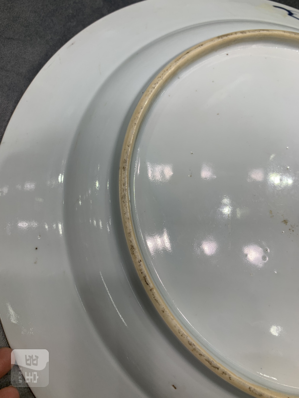 清雍正青花开光博古花卉纹折沿大盘 - 图7